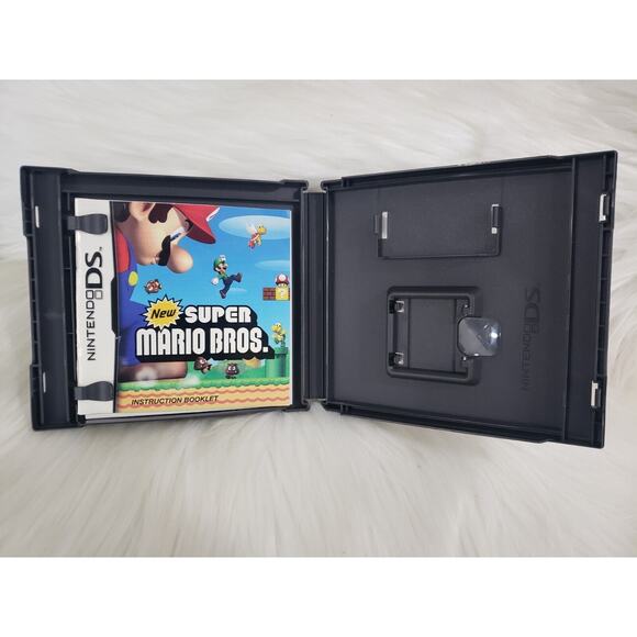NO GAME New Super Mario Bros (Nintendo DS) Case Only Authentic Replacement‎ - Picture 2 of 3